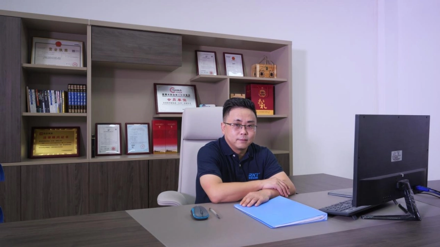 总经理钱丰人物概述